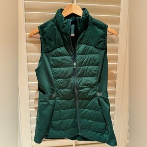 Lululemon Down For It All Vest - Size 8; color - green